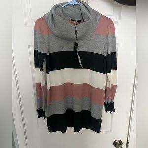 Cable & Gauge loose turtle neck sweater
